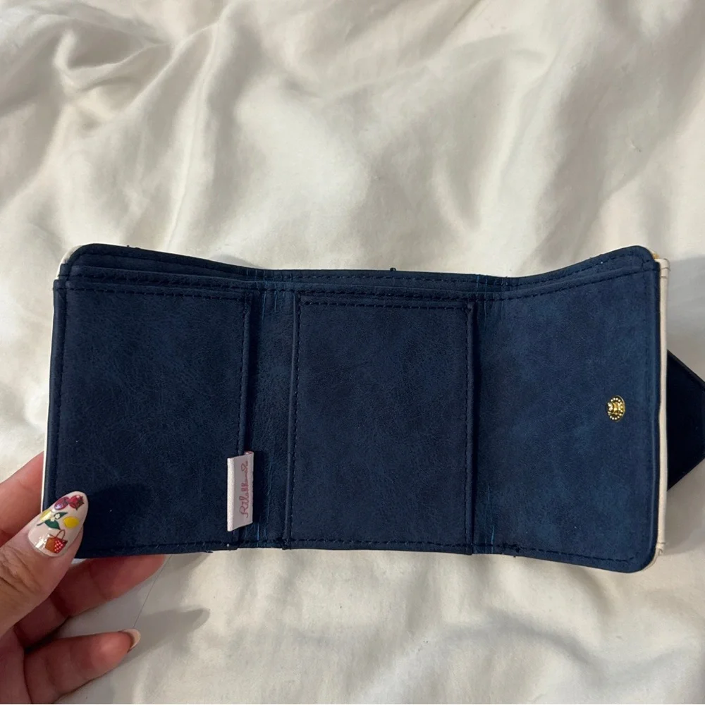 Rilakumma Love Letter Trifold Wallet